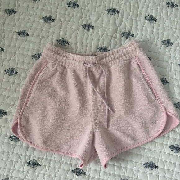 Women's Petria Sherpa Short - Picture 6 of 9